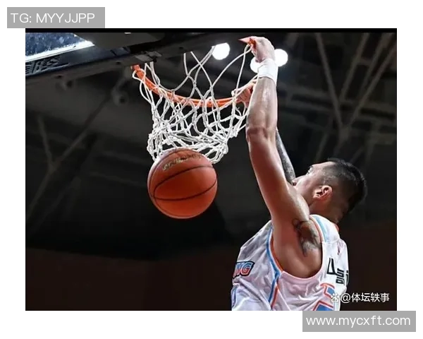 陈林坚的篮球之路:从青涩少年到职业球员的奋斗历程与成就分享