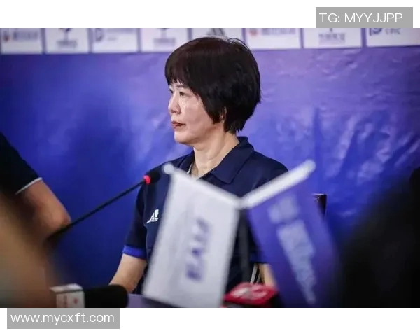 黄秀英专访:从排球新星到传奇教练的奋斗与成长之路